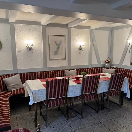 Отель Zur Post 3*